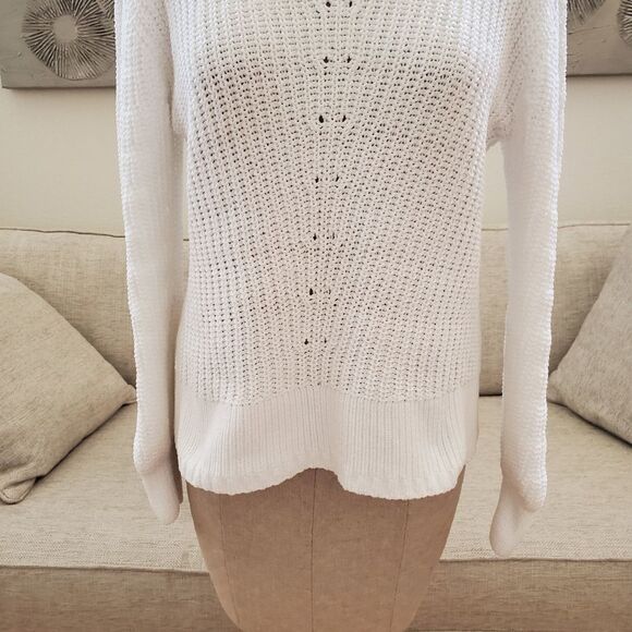 Caslon Stitch Detail Chenille Crewneck Sweater size Small in White - Picture 4 of 11